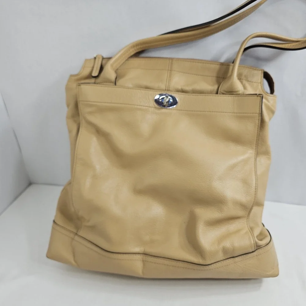 Banana Republic Lexington-Camel/Tan Leather Tote - Shoulder Handbag EUC